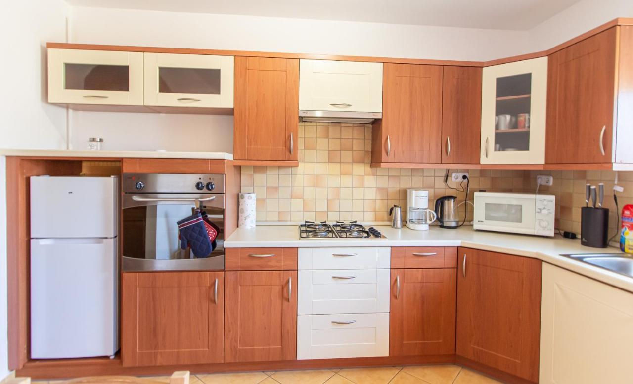Viky'S Apartment Győr Zewnętrze zdjęcie